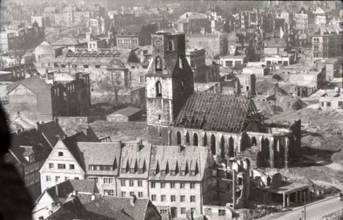 ARH NL Koberg 593, Rundblick von der Marktkirche auf das zerstörte Stadtzentrum, Hannover, 1947