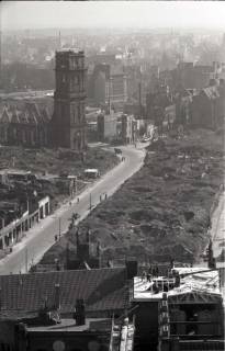 ARH NL Koberg 594, Rundblick von der Marktkirche auf das zerstörte Stadtzentrum, Hannover, 1947