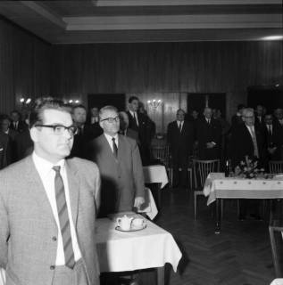 ARH BA 2478, Kreistagssitzung - Wahl des neuen Landrats, 1966