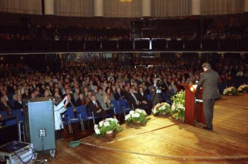 ARH BA 2914, Gründungsversammlung der Region Hannover im Kuppelsaal des HCC, Hannover, 2001