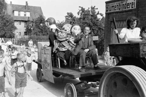 ARH NL Dierssen 0121/0024, Zirkus fährt Reklame, 1948