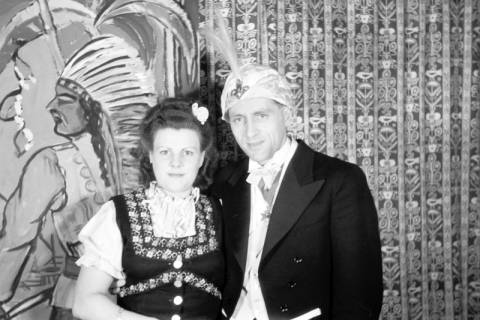 ARH NL Dierssen 0142/0006, Fasching, Steinkrug, 1949