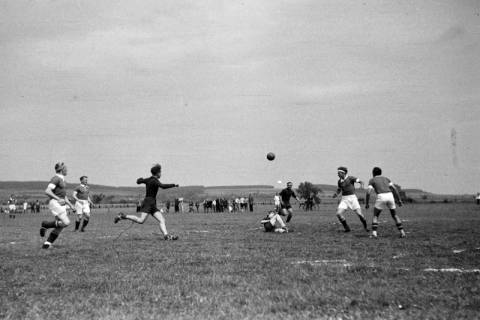 ARH NL Dierssen 0187/0007, Fußball - gegen Wülfingen, 1949