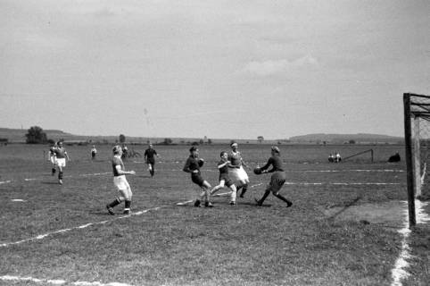 ARH NL Dierssen 0187/0008, Fußball - gegen Wülfingen, 1949