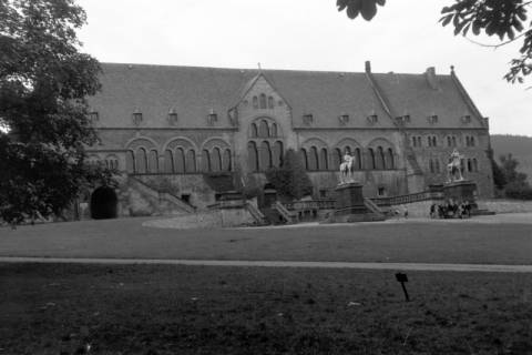 ARH NL Dierssen 0200/0005, Polizei-Ausflug: Kaiserpfalz in Goslar, 1949