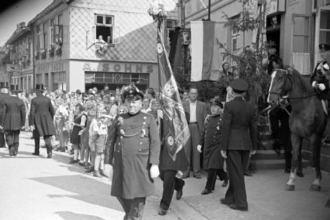 ARH NL Dierssen 1058/0010, Umzug Schützenfest, Eldagsen, 1950