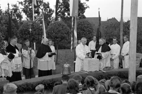 ARH NL Dierssen 1070/0019, Grundsteinlegung Katholische Kirche, Springe, 1950