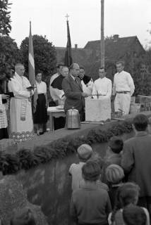 ARH NL Dierssen 1071/0004, Grundsteinlegung Katholische Kirche, Springe, 1950