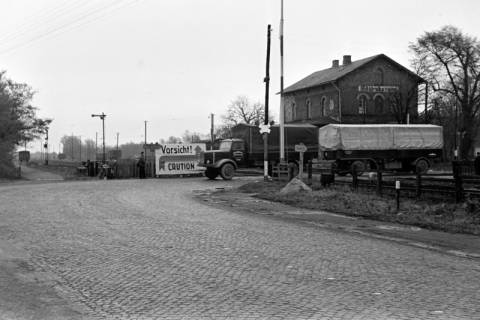 ARH NL Dierssen 1092/0011, Bahnübergang, Ehlershausen, 1950