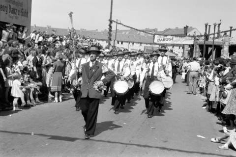 ARH NL Dierssen 1199/0004, Schützenfest, Hannover, 1952