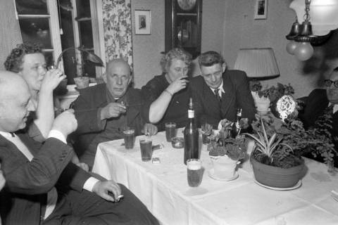 ARH NL Dierssen 1224/0020, Goldene Hochzeit Rettig, Springe, 1953