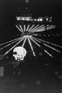 ARH NL Dierssen 1253/0022, Illumination "Goldener Sonntag" im Kurpark, Bad Pyrmont, 1953