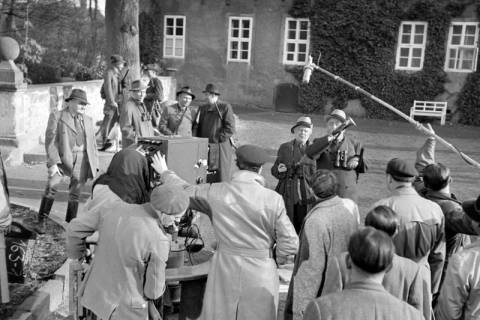 ARH NL Dierssen 1269/0028, Dreharbeiten des Films "Regina Amstetten", Bennigsen, 1953