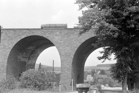 ARH NL Dierssen 1281/0028, Talbrücke Arensburg, Steinbergen, 1954