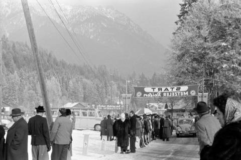 ARH NL Dierssen 1297/0019, Wintersternfahrt nach Garmisch, 1955