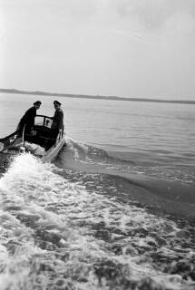 ARH NL Dierssen 1317/0023, Motorboot der Wasserschutzpolizei, Steinhuder Meer, 1955