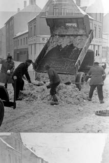 ARH NL Dierssen 1343/0028, Schneeräumung per LKW, Hannover, 1956