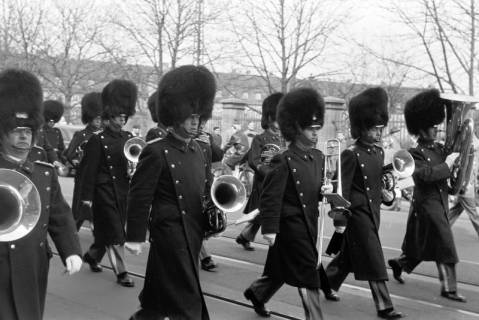 ARH NL Dierssen 1387/0011, Marsch der Königlichen Garde (?), Kopenhagen, 1957