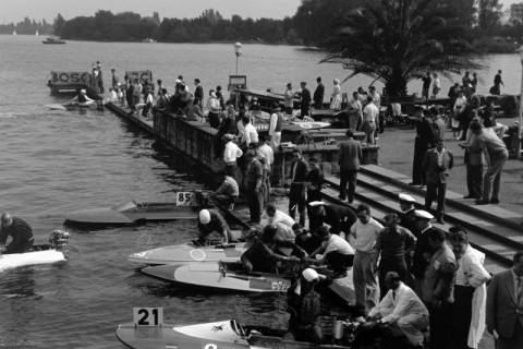 ARH NL Dierssen 1392/0003, Motorboot-Rennen auf dem Maschsee, Hannover, 1957