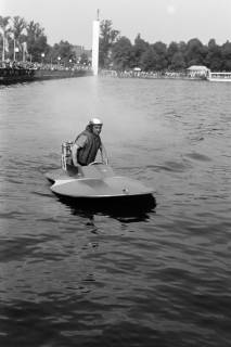 ARH NL Dierssen 1392/0011, Motorboot-Rennen auf dem Maschsee, Hannover, 1957