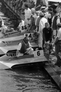 ARH NL Dierssen 1392/0018, Motorboot-Rennen auf dem Maschsee, Hannover, 1957