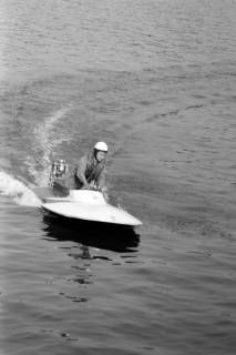 ARH NL Dierssen 1392/0033, Motorboot-Rennen auf dem Maschsee, Hannover, 1957