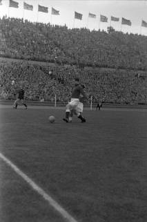 ARH NL Dierssen 1398/0001, Fußballspiel im Niedersachsenstadion, Hannover, 1957