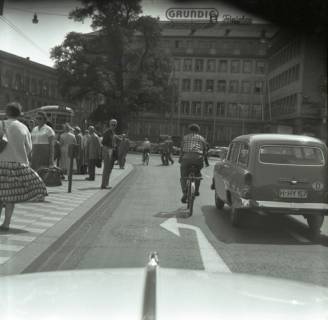 ARH NL Dierssen 1403/0013, Verkehrsaufnahme mit einer Robotkamera, Hannover, 1959