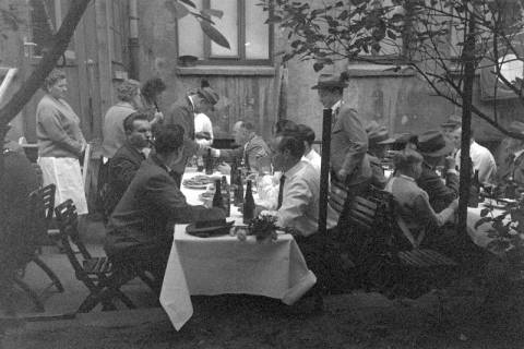 ARH NL Dierssen 1405/0015, Schießsport-Abteilung des Polizei-Sportverein Hannover am Tag des Schützenausmarsches, Hannover, 1960