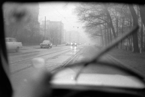 ARH NL Dierssen 1417/0024, Verkehrsaufnahme im Nebel, Hannover, 1963