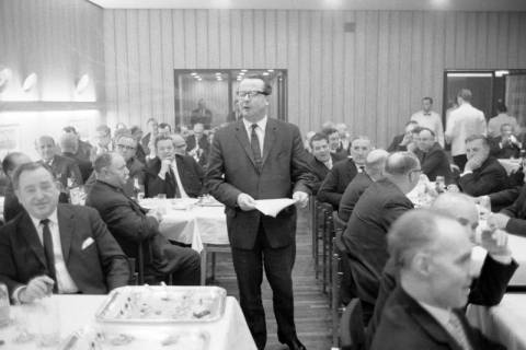 ARH NL Dierssen 1418/0017, Parlamentarischer Abend im Landtag mit Ministerpräsident Georg Diederichs, Finanzminister Jan Eilers, Landtagspräsident Richard Lehners und Presse, Hannover, 1963