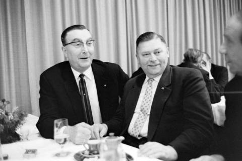 ARH NL Dierssen 1419/0006, Parlamentarischer Abend im Landtag mit Ministerpräsident Georg Diederichs, Finanzminister Jan Eilers, Landtagspräsident Richard Lehners und Presse, Hannover, 1963