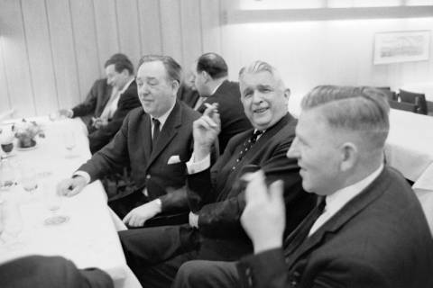 ARH NL Dierssen 1420/0011, Parlamentarischer Abend im Landtag mit Ministerpräsident Georg Diederichs, Finanzminister Jan Eilers, Landtagspräsident Richard Lehners und Presse, Hannover, 1963