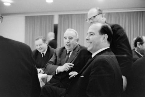 ARH NL Dierssen 1420/0021, Parlamentarischer Abend im Landtag mit Ministerpräsident Georg Diederichs, Finanzminister Jan Eilers, Landtagspräsident Richard Lehners und Presse, Hannover, 1963