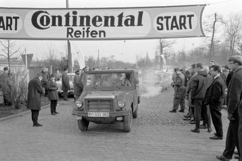 ARH NL Dierssen 1430/0016, Harz-Heide-Fahrt des ADAC, Hannover, 1964