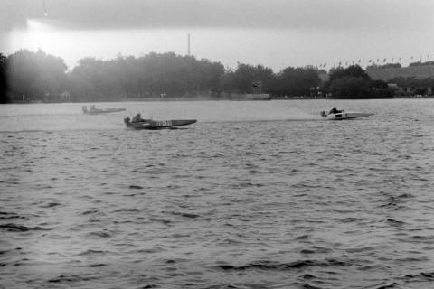 ARH NL Dierssen 1445/0014, Internationales Maschseerennen des ADAC, Hannover, 1964