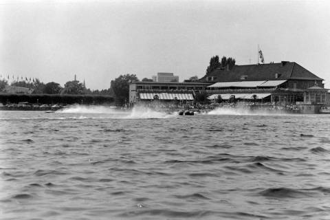 ARH NL Dierssen 1446/0006, Internationales Maschseerennen des ADAC, Hannover, 1964