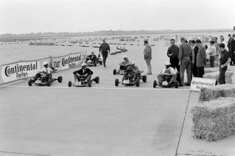 ARH NL Dierssen 1447/0013, Go-Kart-Rennen für Journalisten, Hannover, 1964