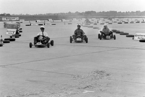 ARH NL Dierssen 1447/0018, Go-Kart-Rennen für Journalisten, Hannover, 1964