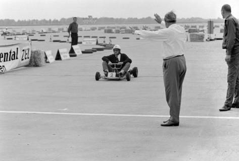 ARH NL Dierssen 1447/0027, Go-Kart-Rennen für Journalisten, Hannover, 1964