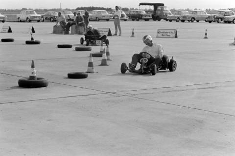 ARH NL Dierssen 1448/0025, Go-Kart-Rennen, Hannover, 1964