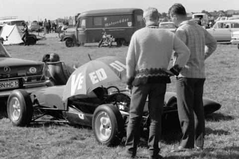 ARH NL Dierssen 1452/0012, Flugplatzrennen, Wunstorf, 1964