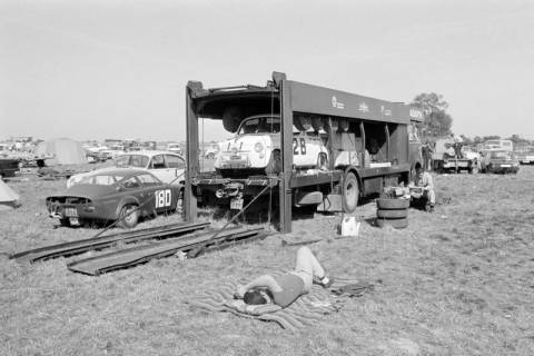 ARH NL Dierssen 1453/0007, Flugplatzrennen, Wunstorf, 1964