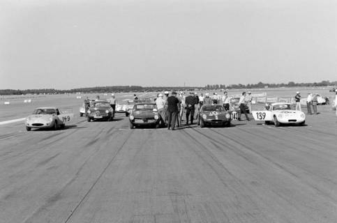 ARH NL Dierssen 1453/0029, Flugplatzrennen, Wunstorf, 1964