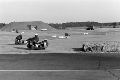 ARH NL Dierssen 1455/0008, Flugplatzrennen, Wunstorf, 1964