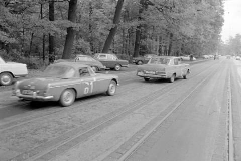 ARH NL Dierssen 1464/0017, Kontrolle der Tour d'Europe, Hannover, 1964