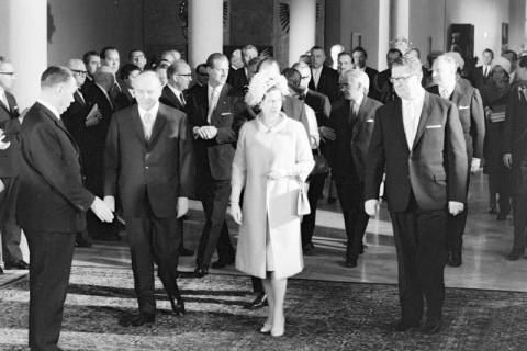 ARH NL Dierssen 1491/0008, Staatsbesuch der britischen Königin Queen Elisabeth II., Hannover, 1965