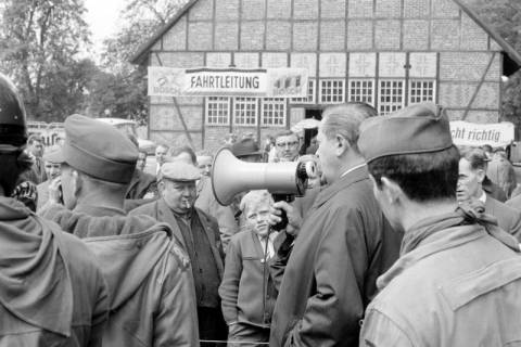 ARH NL Dierssen 1496/0009, Harz-Heide-Fahrt für Motorräder, Munster, 1965