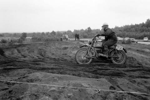 ARH NL Dierssen 1497/0020, Harz-Heide-Fahrt für Motorräder, Munster, 1965