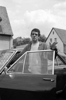 ARH NL Dierssen 1499/0001, Fußballspieler Wolfgang Fahrian, Hameln, 1965